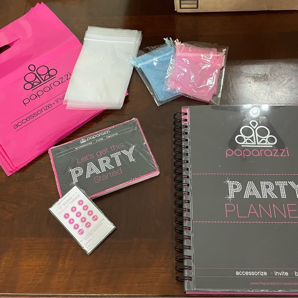 Paparazzi Accessories - Bags, Cards & Planner